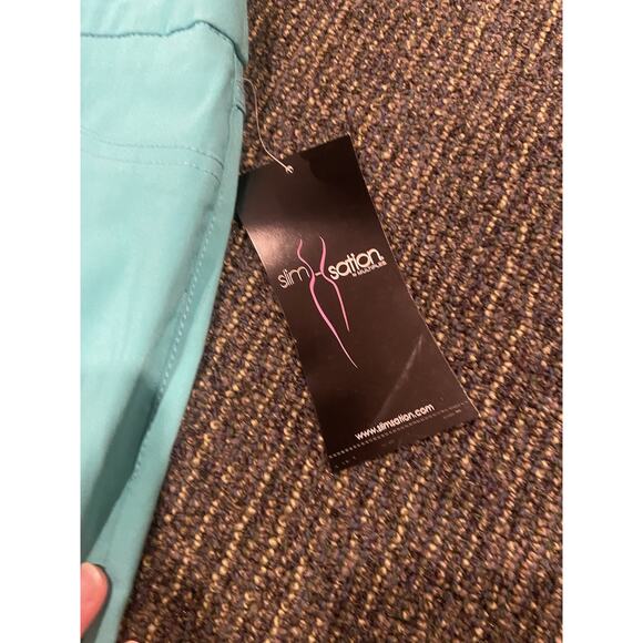 NWT Slim Satin by Multiples $59 Blue capris tummy control women’s pants - Picture 2 of 9